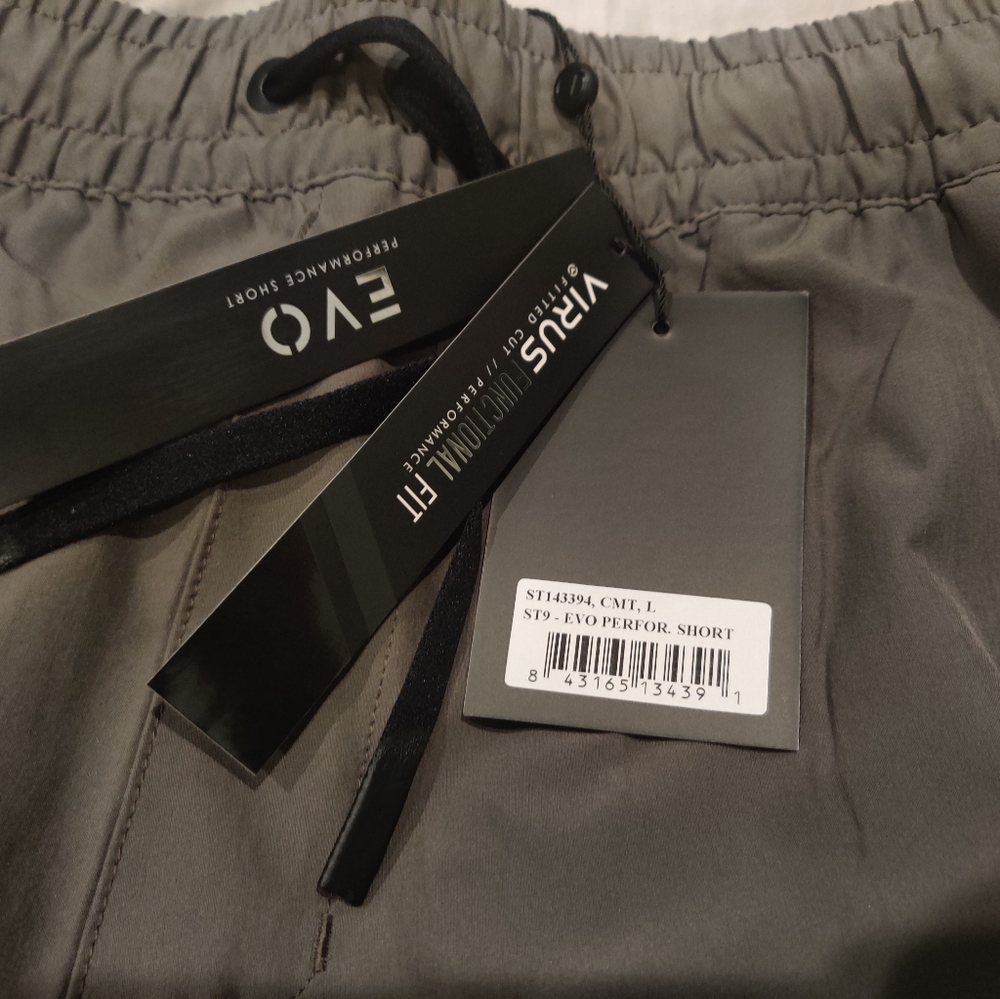 Virus shorts - Evo Performance sz L - Cement NEW